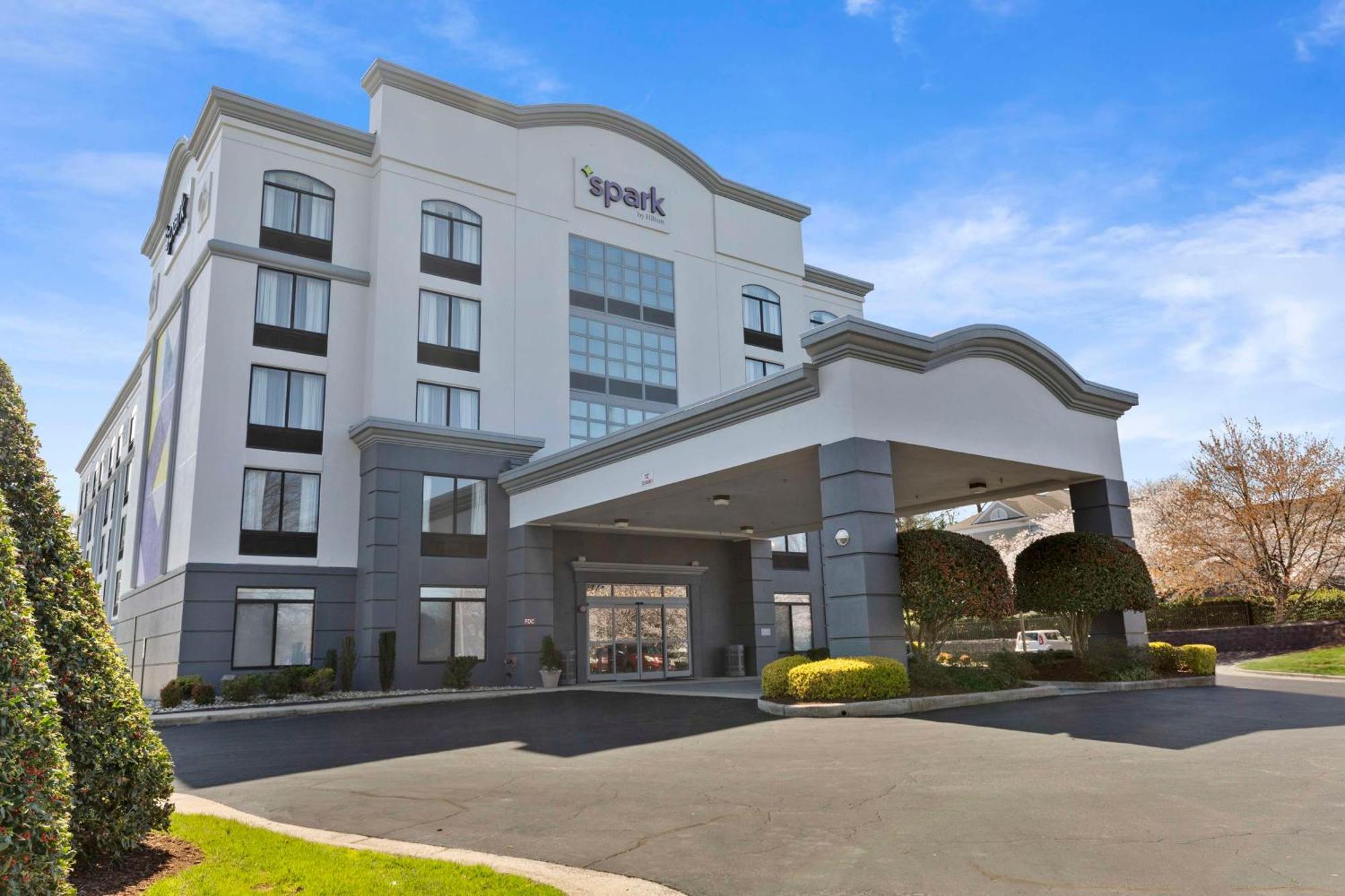 Spark By Hilton Greensboro Dış mekan fotoğraf